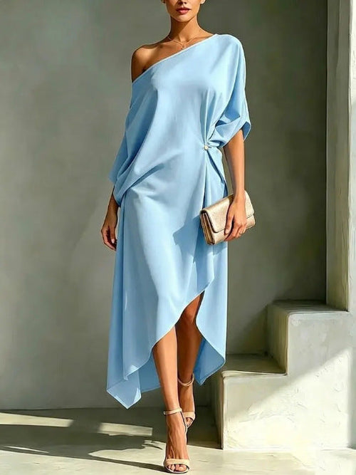 Beata– Elegant asymmetrisk klänning